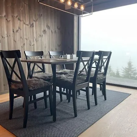 In/out, Amazing Views, 3 Bedrooms 아파트 Noresund